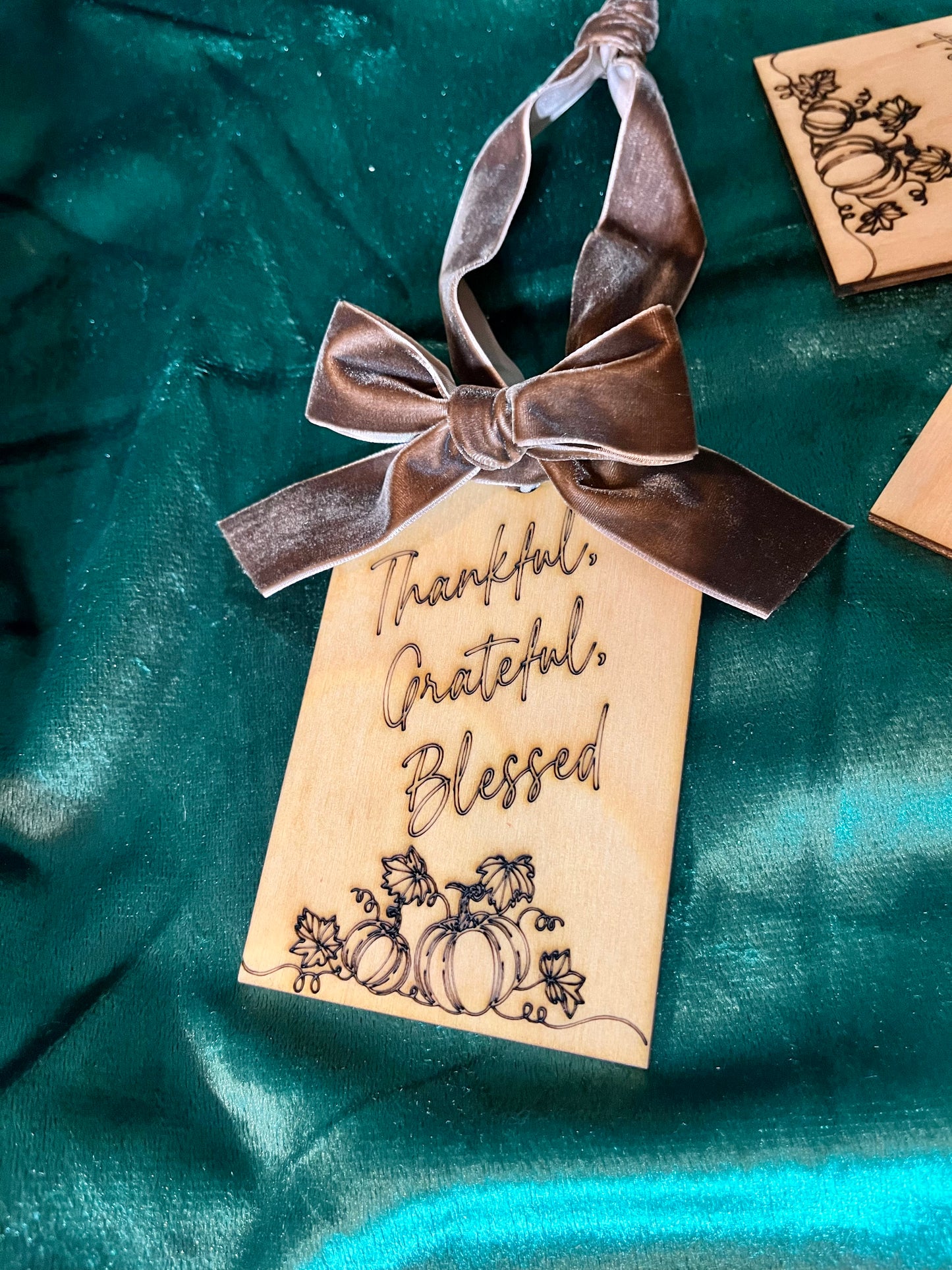 Thanksgiving & Friendsgiving Wine tag