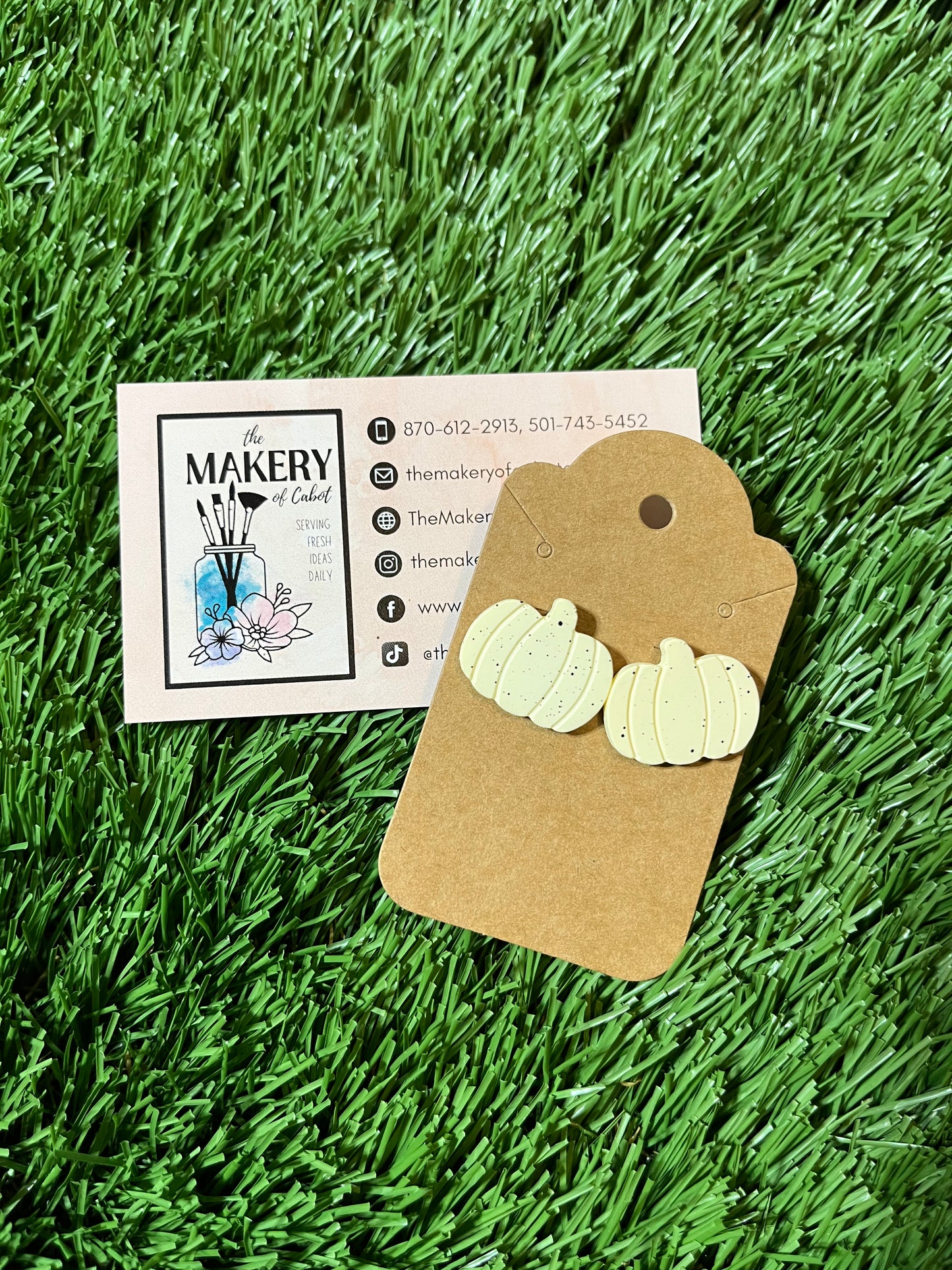 Simple Pumpkin Earrings