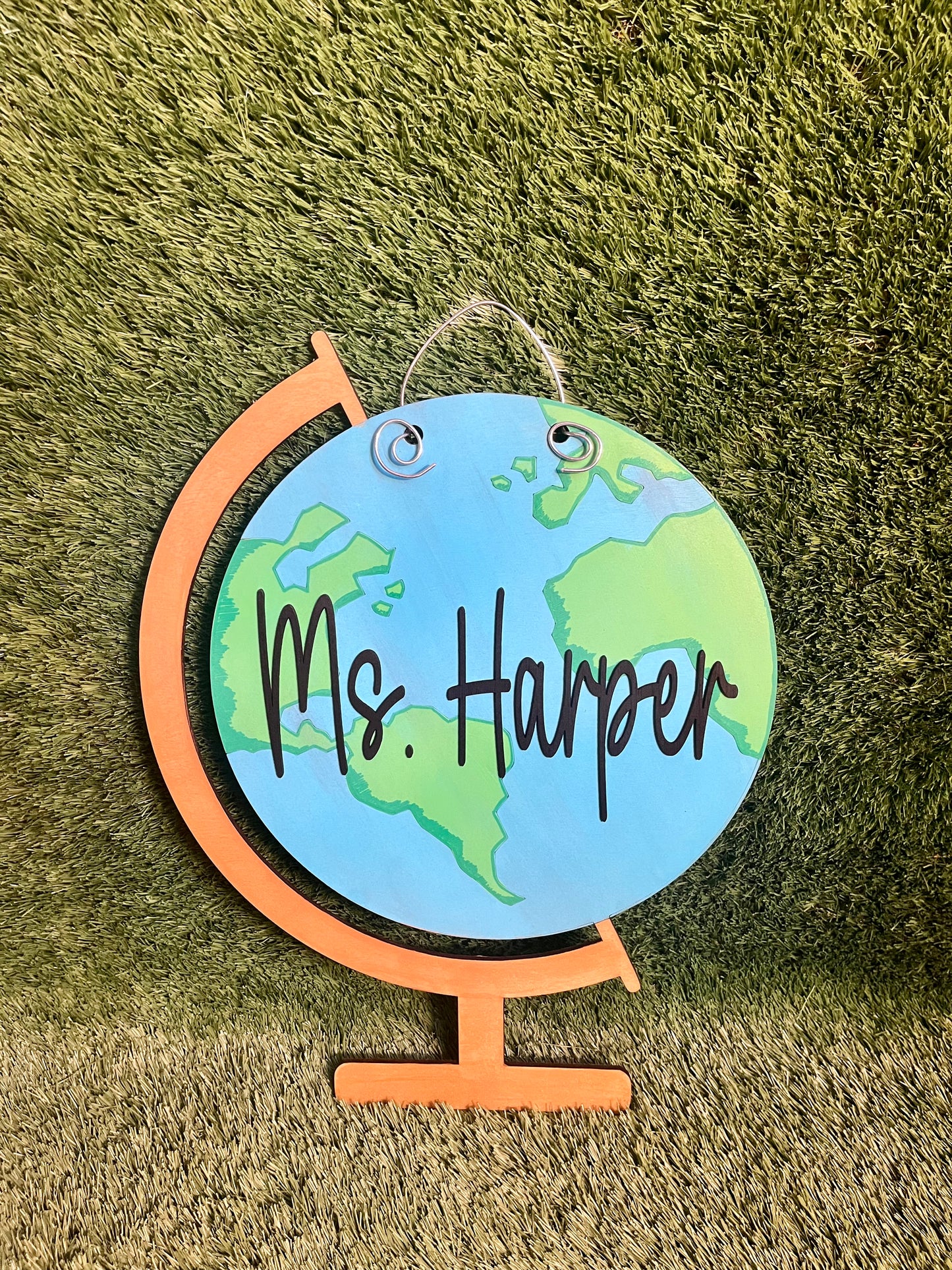 Globe Door Hanger
