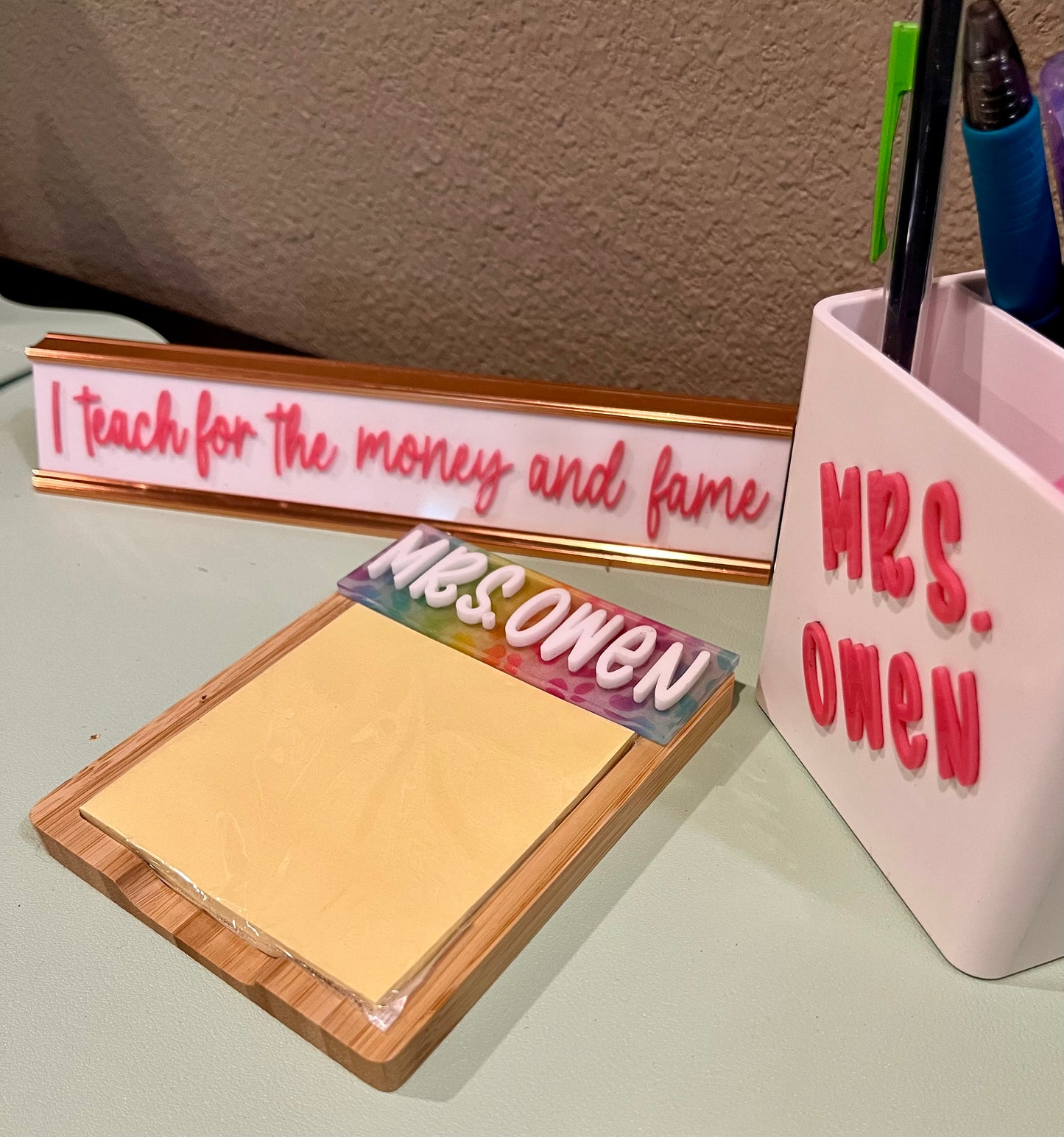 Personalized Post-It Holder